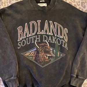 Abercrombie & Fitch Badlands Oversized Crewneck